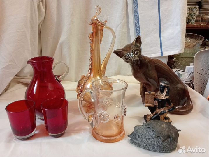 Кувшины, статуэтки