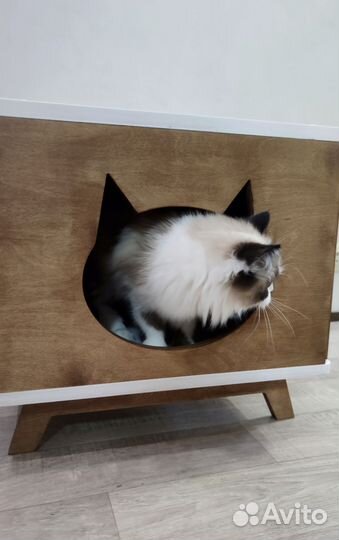 Прикроватная тумба-домик для кошки