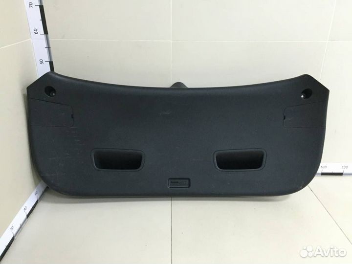 Обшивка двери багажника Kia Ceed JD 2012-2018