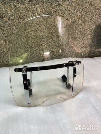 Ветровое стекло для мотоцикла универсальное