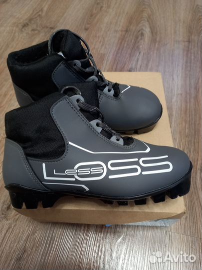 Лыжные ботинки р.33