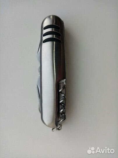 Нож многофунциональный