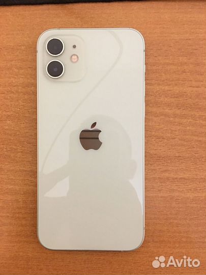 iPhone 12, 64 ГБ