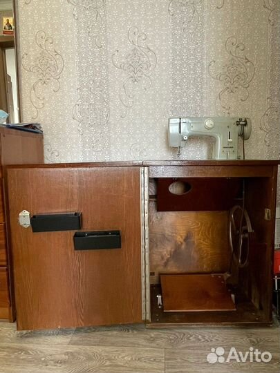 Швейная машина Мальва