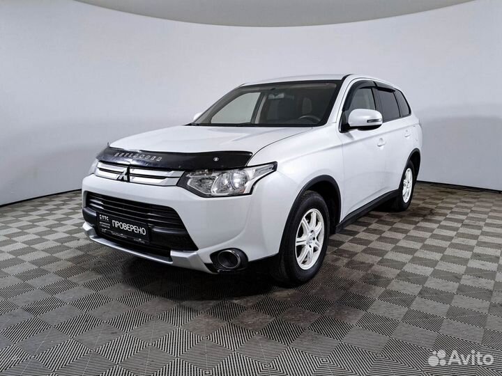 Авито аутлендер уфа. Аутлендер 3 Рестайлинг 3. Аутлендер III Рестайлинг 2.0 4wd CVT (146 Л.С.) Б/У серебристый.