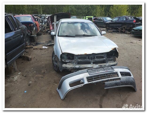 Volkswagen Golf IV 2000г. (разбор по запчастям)