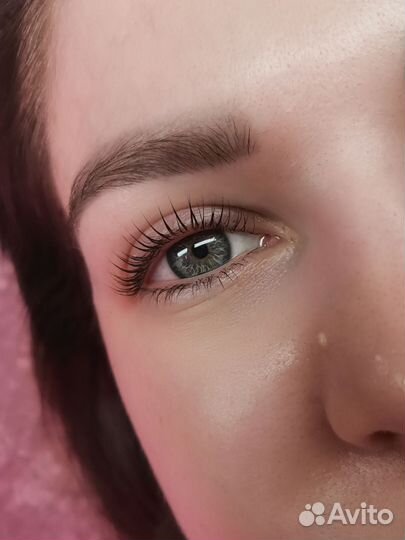 Ламинирование ресниц в салоне на мик-оне победа