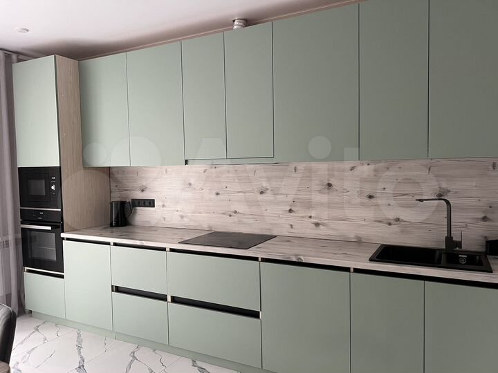 3-к. квартира, 93,8 м², 8/10 эт.