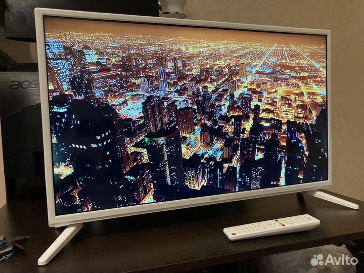 Телевизор Dexp 32 дюйма HD 20 каналов