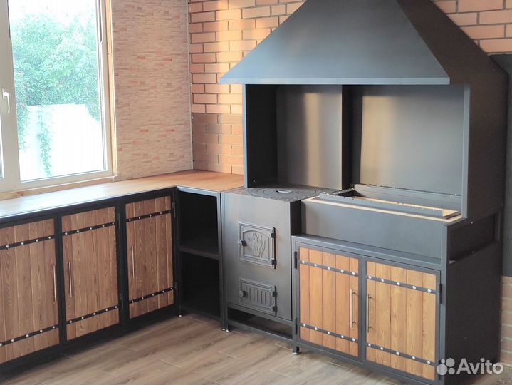 Мангал с крышей