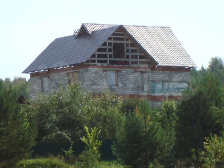 Дом 280 м² на участке 18 сот.