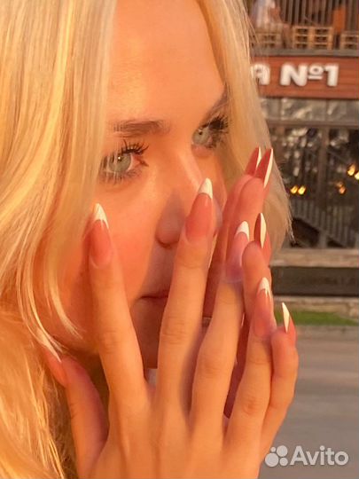 Маникюр на дому