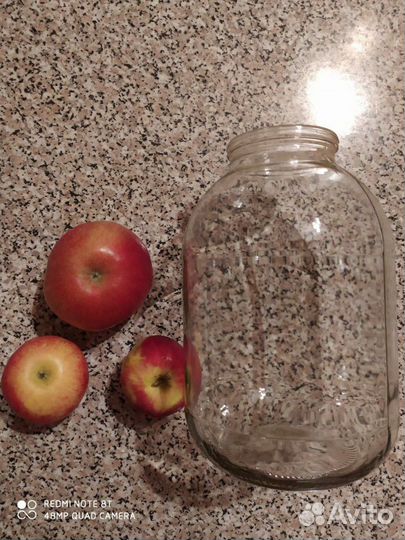 Банка стеклянная 3л