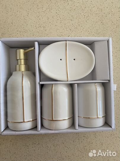 Набор керамический для ванной