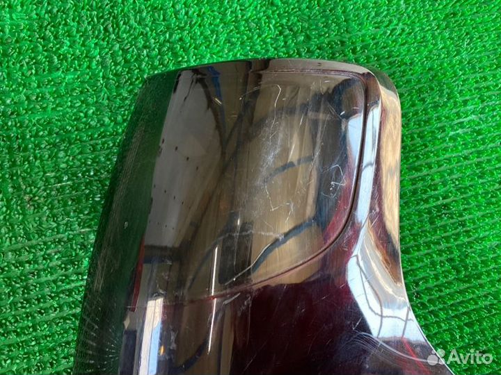 Стоп-сигнал прав. Lexus Gx460