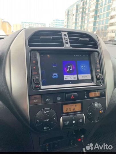 Универсальная магнитола на Тойоту 200*100 2 дин