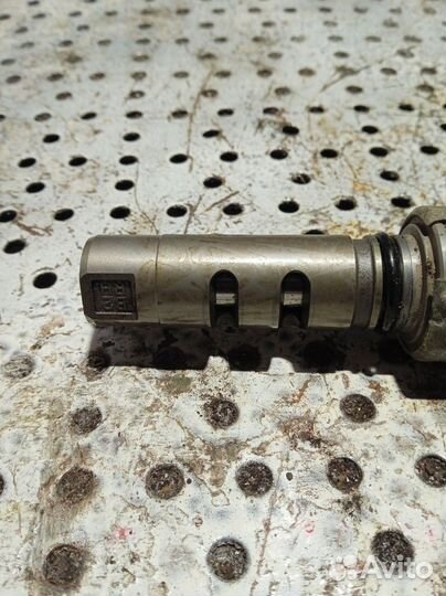 Клапан электромагн. изменения фаз грм Mitsubishi C