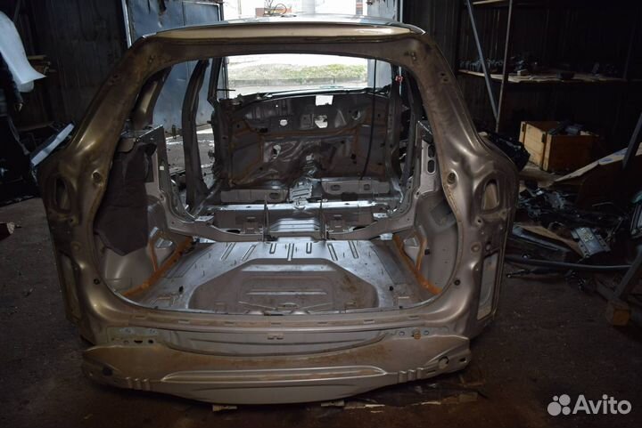 Задняя часть кузова Volvo XC60 2012