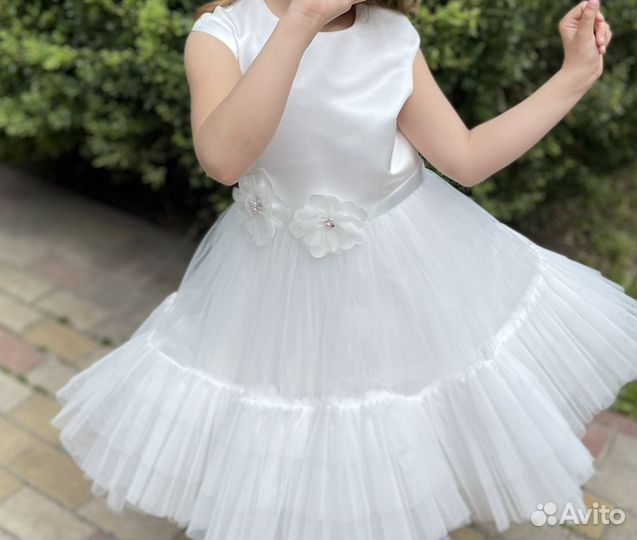 Нарядное платье 128/134