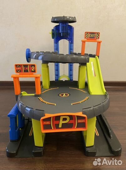 Парковка гараж для машинок