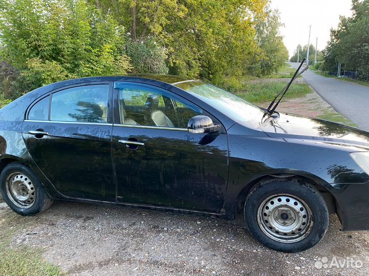 Geely Emgrand EC7, 2013