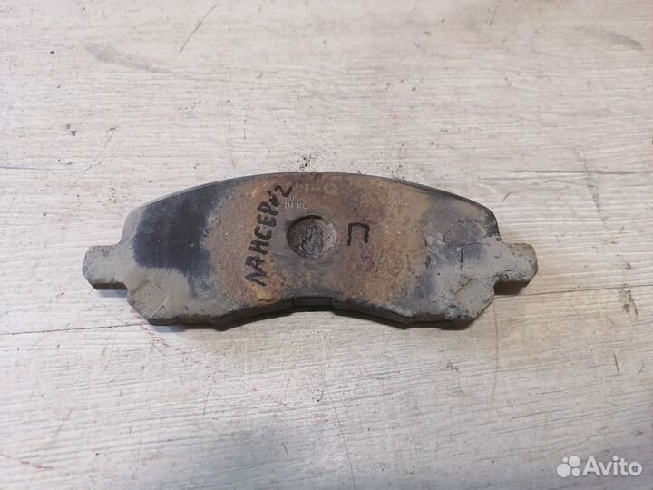 Колодки тормозные Mitsubishi Lancer 9 передние