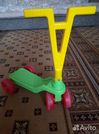 Самокат для малыша