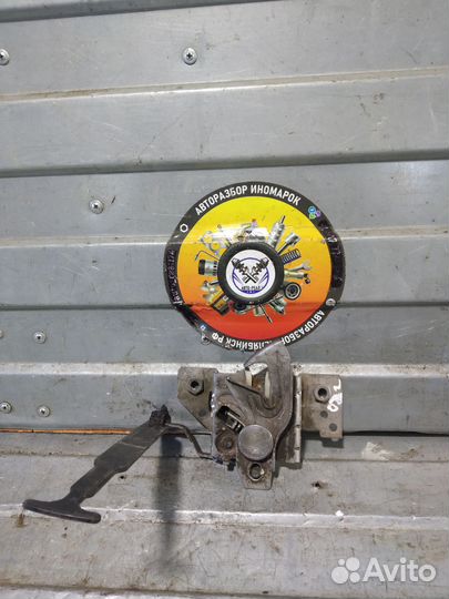 Замок капота Ford Fiesta 2001-2008