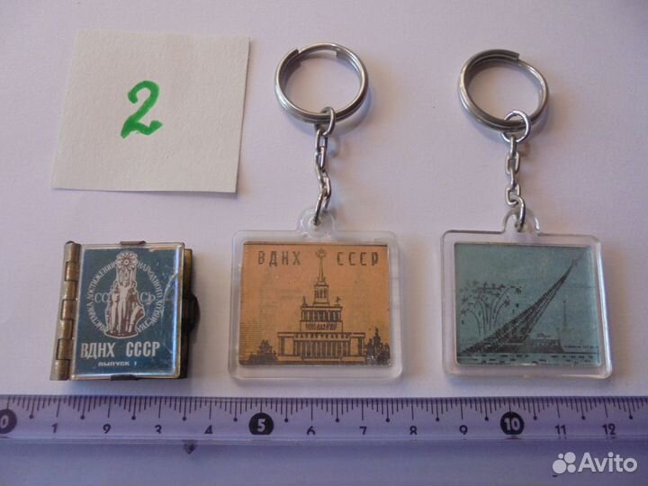 Редкие значки+брелки СССР+ иностранные 36 шт