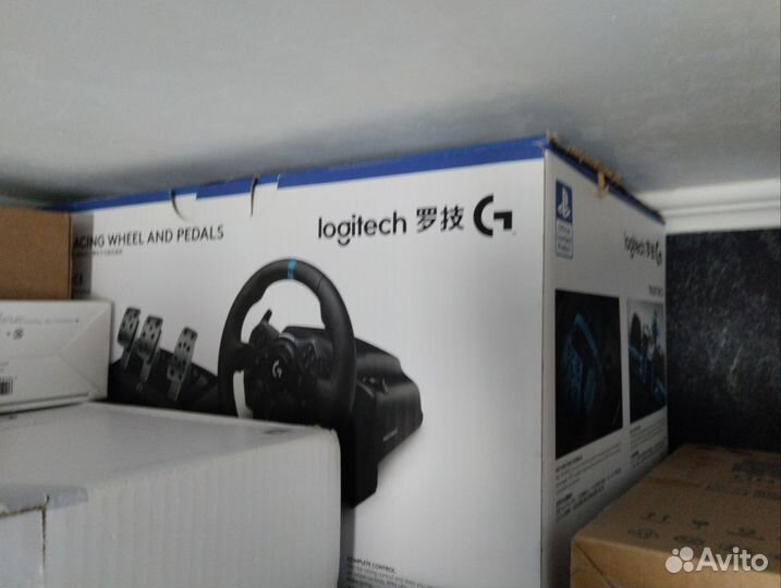 Руль игровой- logitech g923 trueforce