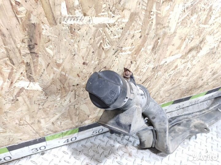 Горловина топливного бака Opel Vectra B