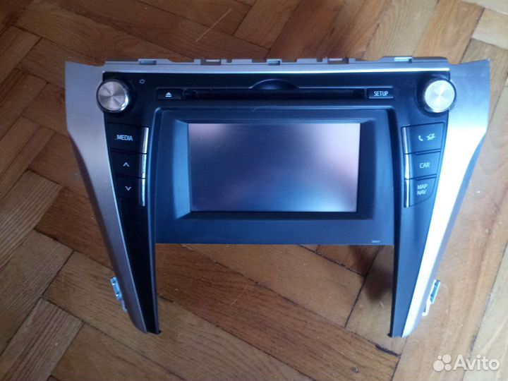 Головное устройство Тойота Камри