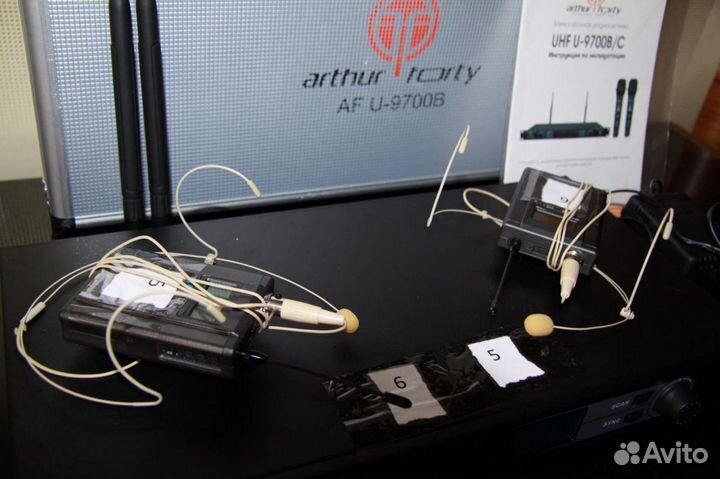 Микрофоны радиосистема Arthur Forty петличные