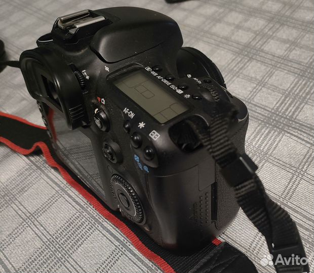 Зеркальная Камера Canon 7D Пробег 8000 И Объектив