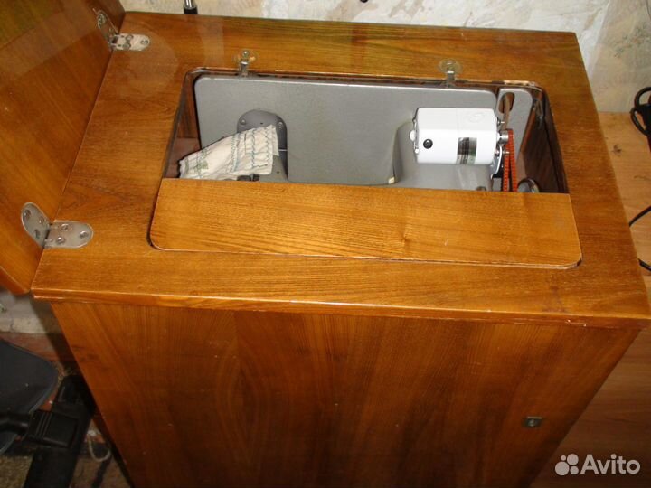 Швейная машина чайка 2