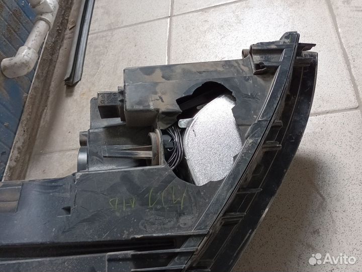 Фара левая jetta 6