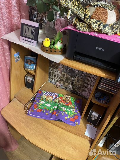 Компьютерный стол