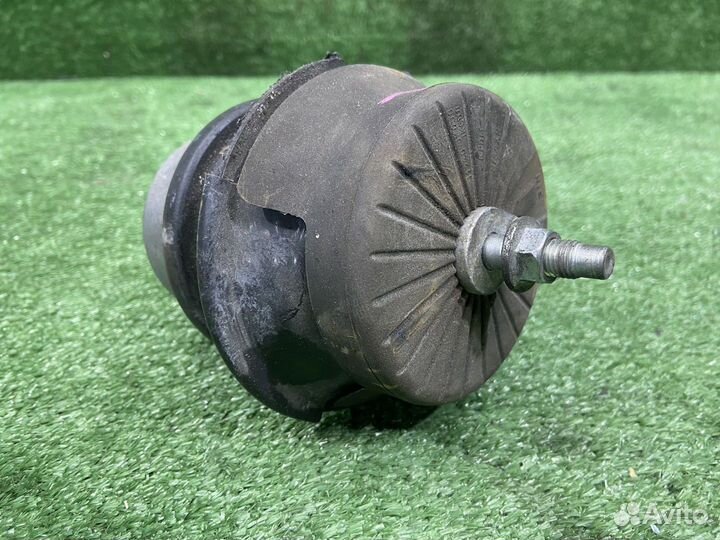 Подушка двигателя nissan fuga HY51 VQ35HR L 2 016 Лево