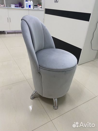 Банкетка,пуфик,кресло