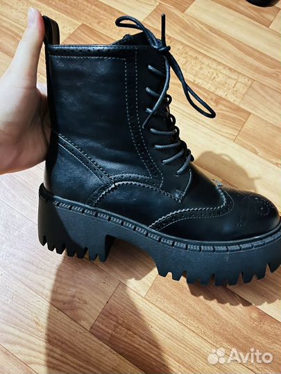 Ботинки женские зимние 39 размера