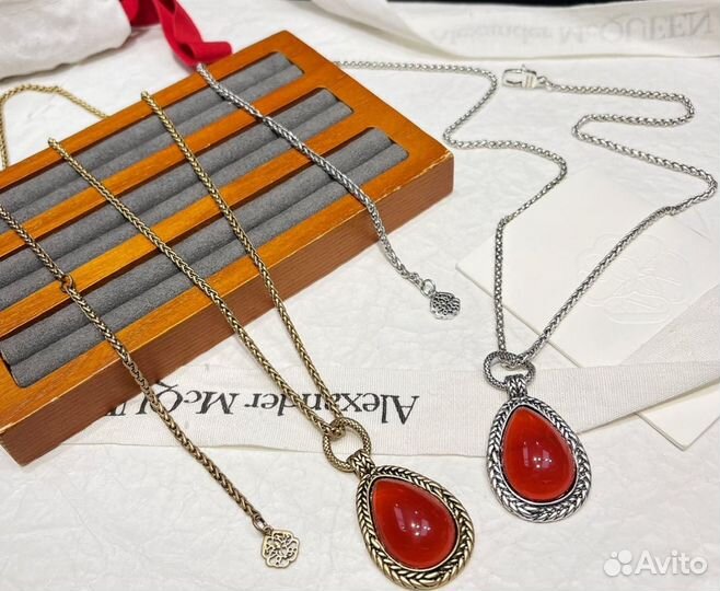 Подвеска Alexander McQueen датунь