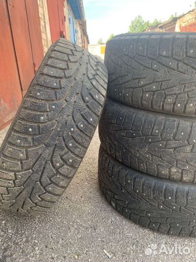 Accelera Delta 225/60 R17