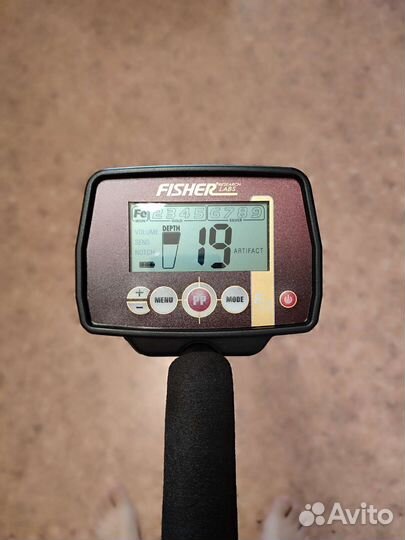 Металлоискатель fisher f22