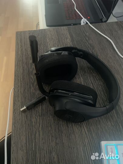 Игровые наушники logitech g533