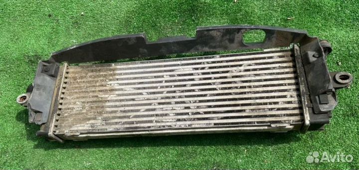 Интеркулер Renault Trafic 2005