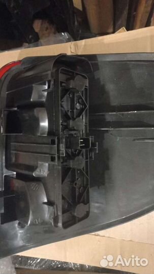 Chrysler voyager, 03.01 -фонарь левый задний