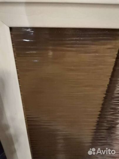 Фасадная дверца из мдф с рифлен. текстур. стеклом