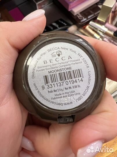 Becca хайлайтер moonstone
