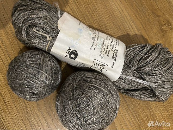 Коробка пряжи (нитки) для вязания