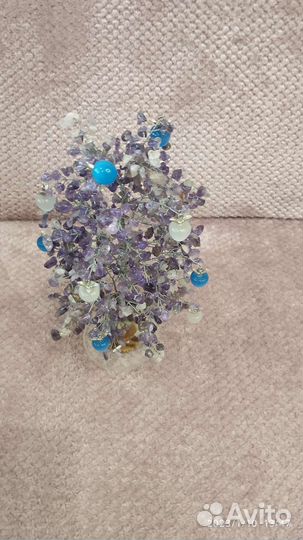 Яблонька из аметиста